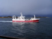 kleines Fischerboot vor Ålesund