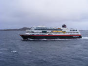 Schiffsbegegnung mit der Trollfjord