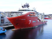 großer Ölplattform Versorger Skandi Acergy