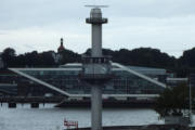 Radarturm auf dem Köhlbrandhöft und Dockland