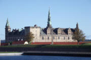 Blick vom Schiff zur Kronburg